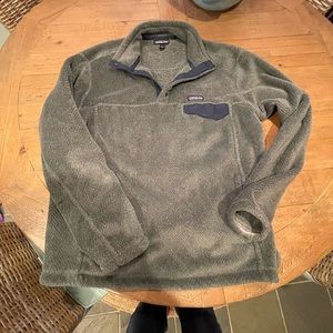 Mens Patagonia Re-Tool Snap-T Pullover great condition hardly used